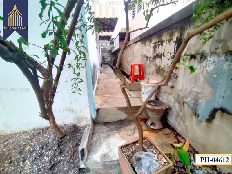 บ้านเดี่ยว 2 ชั้น เคหะนคร 3 ตามสภาพ ฟรีโอน พัฒนาการ 50, Bangkok, Suan Luang, Bangkok, 4 Bedrooms, 150 sqm, Single Detached House For Sale, by ปภัชญา ธนัตถ์ภรณ์, 500341206 - DDproperty.com