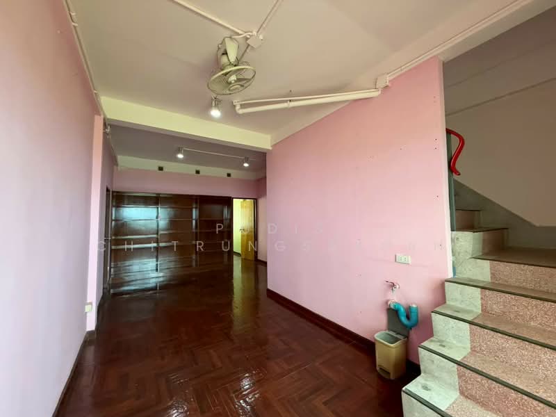 อาคารพาณิชย์ให้เช่า ใกล้ BTS สะพานควาย, กรุงเทพ, สามเสนใน, พญาไท, กรุงเทพ, 400 ตร.ม., ตึกแถว-อาคารพาณิชย์ ให้เช่า, โดย Pudis Chitrungsakorn, 500341224 - DDproperty.com