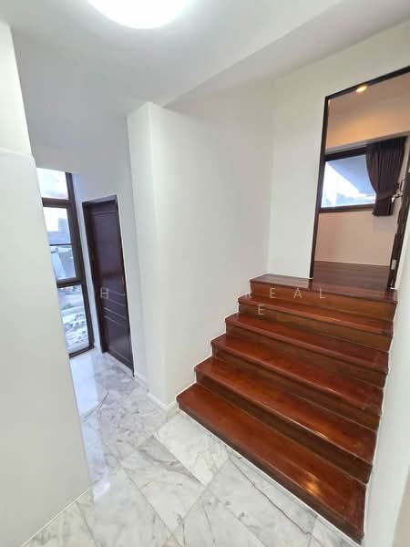 The Waterford Thonglor 11, Bangkok, 219 Soi Thonglor Sukhumvit Road, Khlong Tan Nua, Watthana, Bangkok, 3 Bedrooms, 400 sqm, Condo For Rent, by Shinyu Real Estate, 500341238 - DDproperty.com