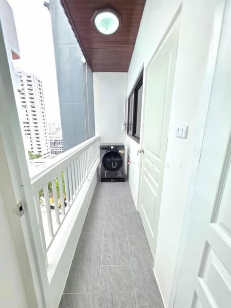 The Waterford Thonglor 11, Bangkok, 219 Soi Thonglor Sukhumvit Road, Khlong Tan Nua, Watthana, Bangkok, 3 Bedrooms, 400 sqm, Condo For Rent, by Shinyu Real Estate, 500341238 - DDproperty.com