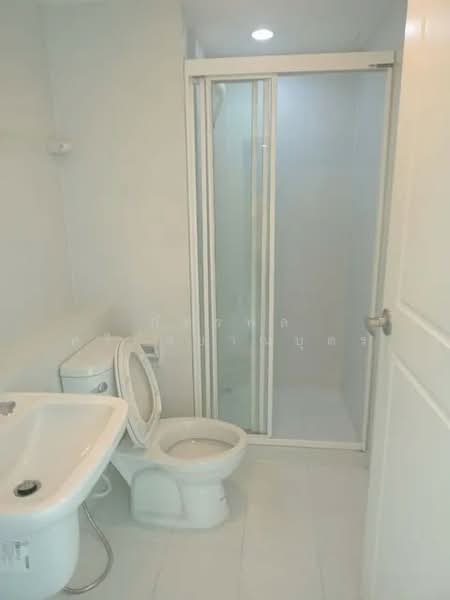 Elements Srinakarin, Bangkok, 43-1 Soi Supaphong 3, Intersection 4, Srinakarin Road, Nong Bon, Prawet, Bangkok, 1 Bedroom, 39 sqm, Condo For Sale, by ภัทรพล ศรีกัลยาณบุตร, 500341241 - DDproperty.com