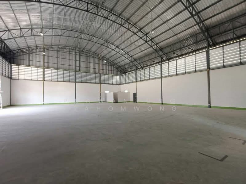 CODE:PP1-W1199-0526 ให้เช่าโรงงาน/คลังสินค้า พื้นที่ใช้สอยขนาด1,300 ตร.ม ใกล้ทางขึ้นลงทางด่วน ลำลูก, ปทุมธานี, คูคต, ลำลูกกา, ปทุมธานี, 1,300 ตร.ม., โกดัง-โรงงาน ให้เช่า, โดย PRAWANRUNG KRAHOMWONG, 500341251 - DDproperty.com