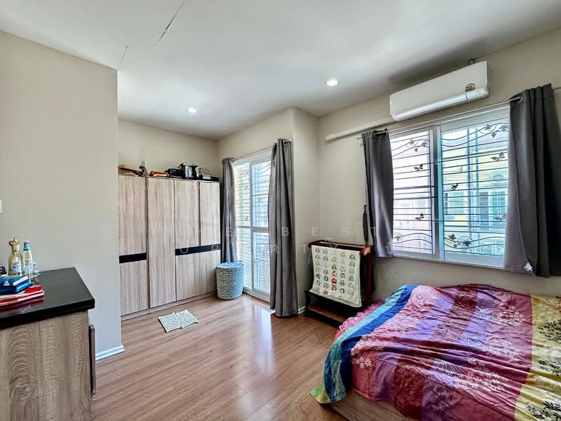 Golden Town Sriracha-Assumption, Chon Buri (Pattaya), Kaokilo, Surasak, Si Racha, Chon Buri (Pattaya), 4 Bedrooms, 131 sqm, Townhouse For Sale, by The Best Property ปิ่น, 500341259 - DDproperty.com
