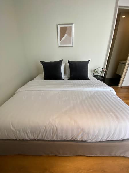 Park Origin Phrom Phong (Park 24), Bangkok, 68 Soi Sukhumvit 24, Khong Tan, Khlong Toei, Bangkok, 2 Bedrooms, 55 sqm, Condo For Rent, by Thawatchai Methawongworakul, 500341262 - DDproperty.com