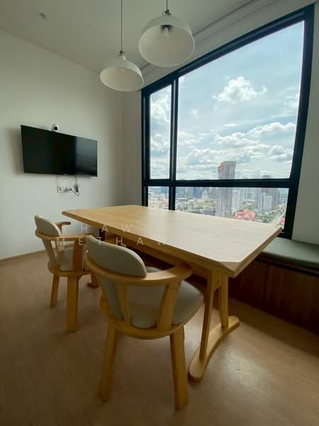 Maru Ladprao 15, Bangkok, Soi Lat Phrao 15, Jom Phon, Chatuchak, Bangkok, 2 Bedrooms, 60 sqm, Condo For Sale, by Thawatchai Methawongworakul, 500341303 - DDproperty.com