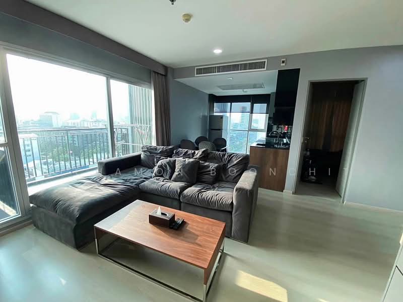 Life Ratchadapisek, Bangkok, 279 Ratchadapisaek Road, Huai Khwang, Bangkok, 2 Bedrooms, 66 sqm, Condo For Sale, by Pichamon Boonchit, 500341318 - DDproperty.com