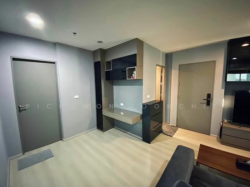 Life Ratchadapisek, Bangkok, 279 Ratchadapisaek Road, Huai Khwang, Bangkok, 2 Bedrooms, 66 sqm, Condo For Sale, by Pichamon Boonchit, 500341318 - DDproperty.com