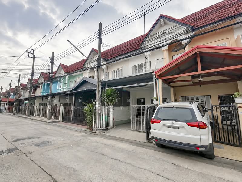 Two-story townhouse in Klom Phirun Village, Phraek Sa, Samut Prakan, Phraeksa, Muang Samut Prakarn, Samut Prakan, 3 Bedrooms, 110 sqm, Townhouse For Sale, by บริษัท เอชแอล แอสเซท จำกัด, 500341344 - DDproperty.com