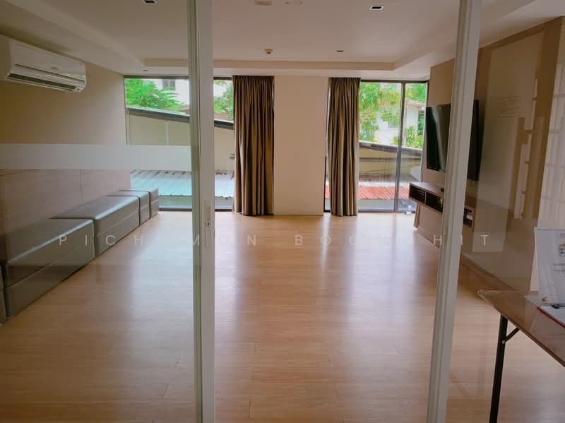 Moniiq Sukhumvit 64, Bangkok, Soi Sukhumvit 64, Bang Chak, Phra Khanong, Bangkok, 2 Bedrooms, 46 sqm, Condo For Sale, by Pichamon Boonchit, 500341349 - DDproperty.com