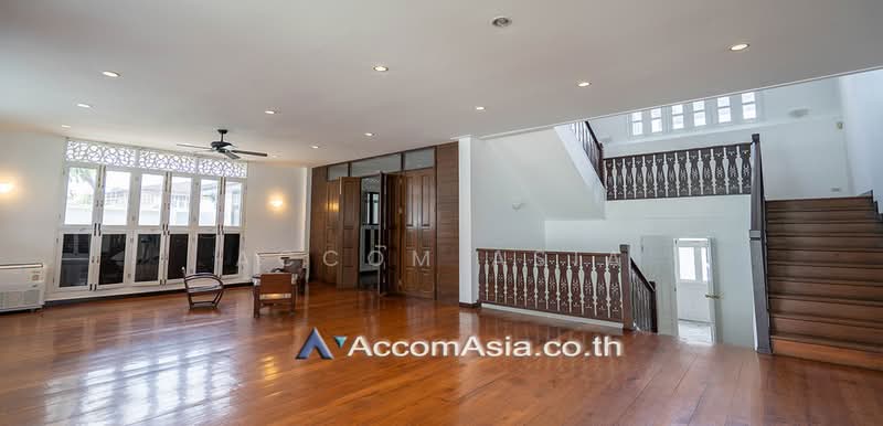 Garden, Private Swimming Pool Thai-style family home with pool and greenery in tranquil setting, Bangkok, Khlong Tan Nua, Watthana, Bangkok, 5 Bedrooms, 250 sqm, Single Detached House For Rent, by Accom Asia, 500341379 - DDproperty.com