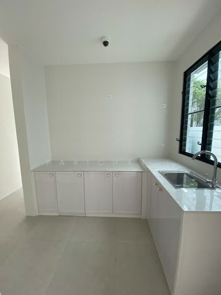 Nantawan Rama 9 - New Krungthepkreetha, Bangkok, Saphan Sung, Bangkok, 5 Bedrooms, 608 sqm, Single Detached House For Sale, by Parichat J, 500341388 - ครัวไทย - DDproperty.com