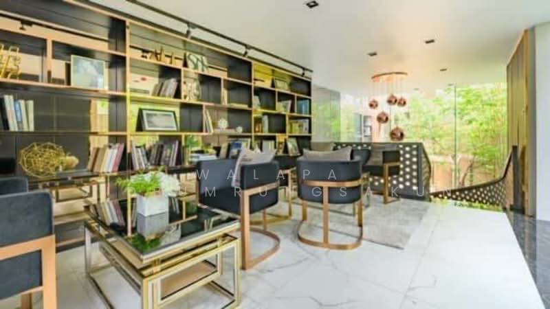 Altitude Samyan-Silom, Bangkok, 195 Si Phraya Road, Maha Phrutharam, Bang Rak, Bangkok, 1 Bedroom, 30 sqm, Condo For Rent, by Walapa Jidbumrungsakun, 500341462 - DDproperty.com
