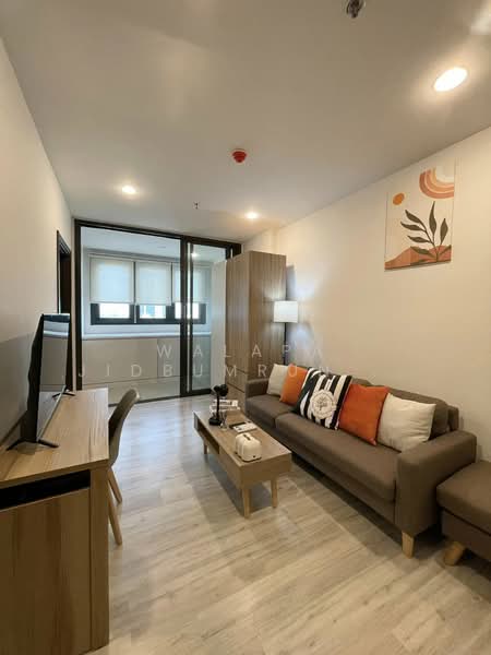 XT Huaikhwang, Bangkok, 244 Ratchadaphisek Road, Huai Khwang, Bangkok, 1 Bedroom, 35 sqm, Condo For Rent, by Walapa Jidbumrungsakun, 500341475 - DDproperty.com
