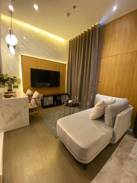 The Esse at Singha Complex, Bangkok, 1788 New Petchaburi Rd, Khlongtoei Nua, Watthana, Bangkok, 1 Bedroom, 36 sqm, Condo For Rent, by Thananith Ittitulyapong, 500341526 - DDproperty.com