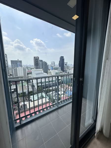 XT Phayathai, Bangkok, Phaya Thai Road, Thanon Phaya Thai, Ratchathewi, Bangkok, 1 Bedroom, 42 sqm, Condo For Rent, by Thananith Ittitulyapong, 500341533 - DDproperty.com