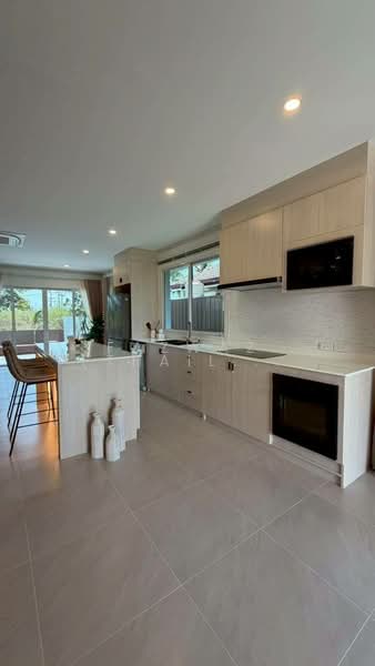 Luxury Renovated 3BR Pool Villa Near Hua Hin Beach at Laguna Village, Prachuap Khiri Khan, Nong Kae, Hua Hin, Prachuap Khiri Khan, 3 Bedrooms, 240 sqm, Villa For Sale, by Fazwaz (Thailand) Co., Ltd., 500341586 - DDproperty.com