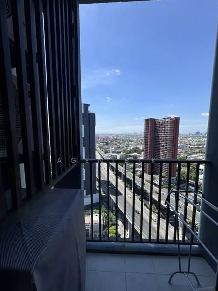 The Base Rama 9-Ramkhamhaeng, Bangkok, 3 Ramkhamhaeng Road, Hua Mak, Bang Kapi, Bangkok, 1 Bedroom, 30 sqm, Condo For Rent, by Agentbkk, 500341595 - DDproperty.com