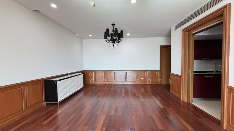The Park Chidlom, Bangkok, 1 Petchaburi Road, Pathum Wan, Bangkok, 2 Bedrooms, 145 sqm, Condo For Rent, by Thanaporn Wongcharoen, 500341606 - DDproperty.com
