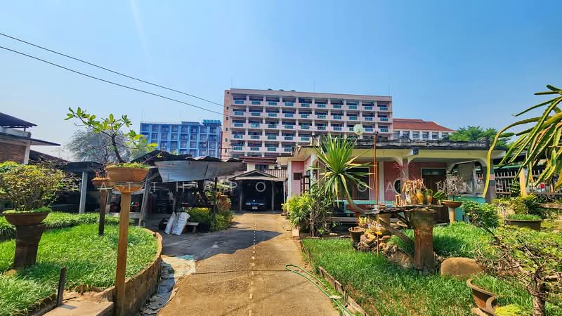 ที่ดินสวย ในซอยชมดอย ซอย 1 นิมมาน มช. คันคลอง เชียงใหม่, Chiang Mai, Su Thep, Muang Chiang Mai, Chiang Mai, , 1,880 sqm, Land For Sale, by Natthapon Koafun, 500341626 - DDproperty.com