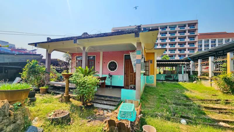 ที่ดินสวย ในซอยชมดอย ซอย 1 นิมมาน มช. คันคลอง เชียงใหม่, Chiang Mai, Su Thep, Muang Chiang Mai, Chiang Mai, , 1,880 sqm, Land For Sale, by Natthapon Koafun, 500341626 - DDproperty.com