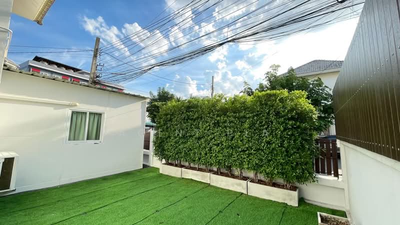Baan Suan Racha Kaset – Nawamin, Bangkok, Soi Ram Inthra 14, Ram Inthra Road, Chorake Bua, Lat Phrao, Bangkok, 4 Bedrooms, 160 sqm, Single Detached House For Sale, by Agent Pla, 500341649 - DDproperty.com