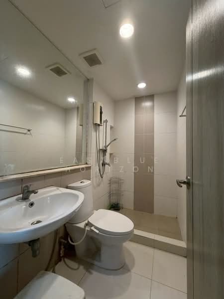 Baan Klang Muang Kalpapruek, Bangkok, Thonburi Court Road, Bang Wa, Phasi Charoen, Bangkok, 3 Bedrooms, 135 sqm, Townhouse For Sale, by Eastblue Horizon, 500341665 - DDproperty.com