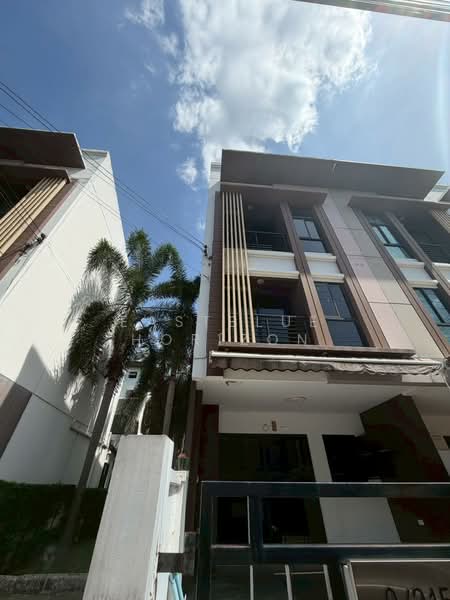 Baan Klang Muang Kalpapruek, Bangkok, Thonburi Court Road, Bang Wa, Phasi Charoen, Bangkok, 3 Bedrooms, 135 sqm, Townhouse For Sale, by Eastblue Horizon, 500341665 - DDproperty.com