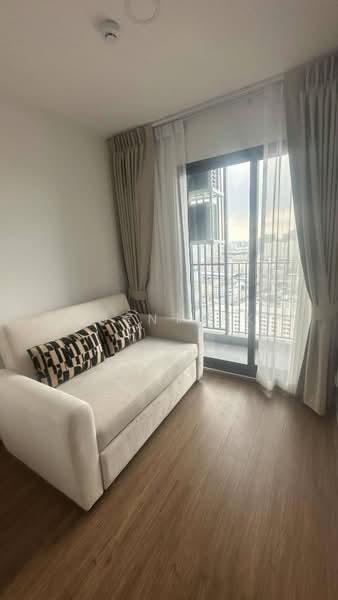 The LIVIN Ramkhamhaeng, Bangkok, Ramkhamhaeng Road, Hua Mak, Bang Kapi, Bangkok, 1 Bedroom, 33 sqm, Condo For Rent, by Agentbkk, 500341671 - DDproperty.com