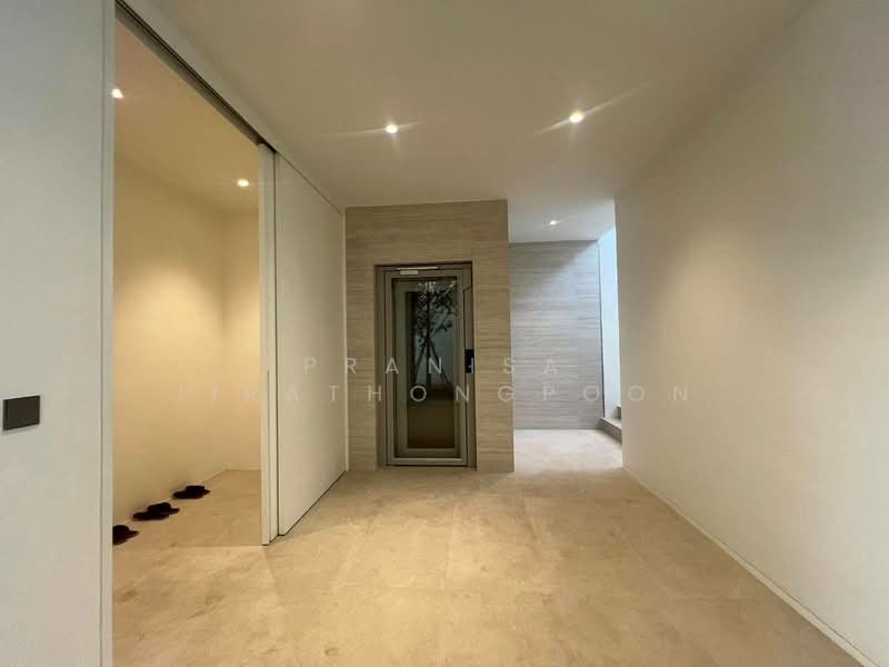 Residential Home Office รัชดา 32 #ใกล้MRTลาดพร้าว, Bangkok, Chan Kasem, Chatuchak, Bangkok, 6 Bedrooms, 901 sqm, Villa For Rent, by Pranisa Jirathongpoon, 500341699 - DDproperty.com