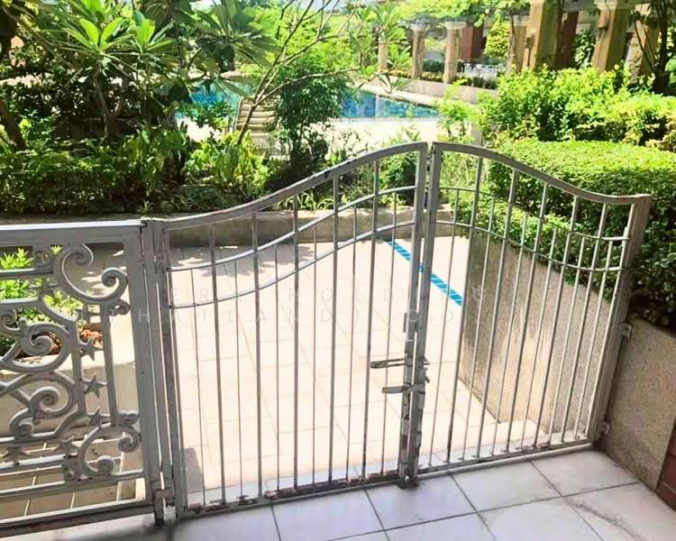 Lotus Point, Bangkok, Phra Kanong Nua, Watthana, Bangkok, 4 Bedrooms, 450 sqm, Townhouse For Rent, by ERA Holding (Thailand) Co., Ltd., 500341706 - DDproperty.com