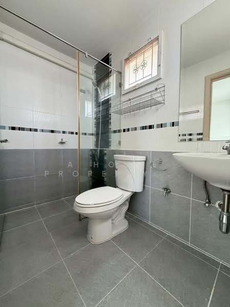 Resale single house in Sriracha, Magnolia project, move in Ready, Chon Buri (Pattaya), Nong - Kham, Si Racha, Chon Buri (Pattaya), 3 Bedrooms, 195 sqm, Single Detached House For Sale, by A House Property Co.,Ltd., 500341718 - DDproperty.com