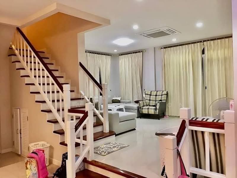 Ladawan Ramintra Km.2, Bangkok, Ram Inthra Road, Anusaowari, Bang Khen, Bangkok, 3 Bedrooms, 300 sqm, Single Detached House For Rent, by Pranisa Jirathongpoon, 500341741 - DDproperty.com