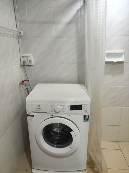 Omni Tower Sukhumvit Nana, Bangkok, 69 Sukhumvit 4 Alley, Khlong Toei, Bangkok, Studio, 32 sqm, Condo For Sale, by kiat S., 500341745 - DDproperty.com