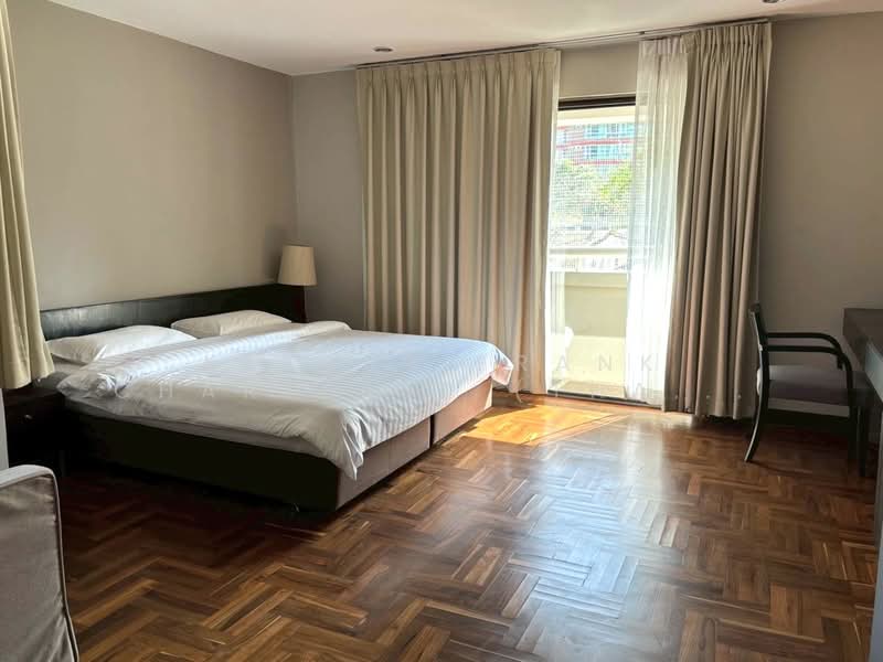 Baan Suanpetch, Bangkok, 18 Soi Sukhumvit 39, Khlong Tan Nua, Watthana, Bangkok, 2 Bedrooms, 135 sqm, Condo For Rent, by Knight Frank Chartered (Thailand) Co.,Ltd, 500341796 - DDproperty.com