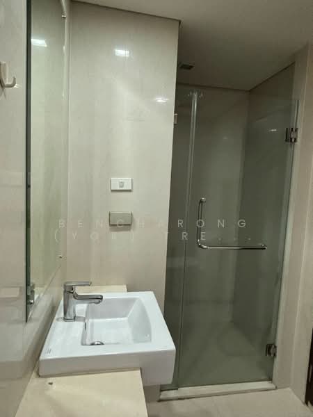 Le Luk Condominium, Bangkok, 1599 291 Sukhumvit Rd, Phra Kanong Nua, Watthana, Bangkok, 1 Bedroom, 53 sqm, Condo For Rent, by Bencharong (Yok) Treerat-a-na-wat, 500341797 - DDproperty.com