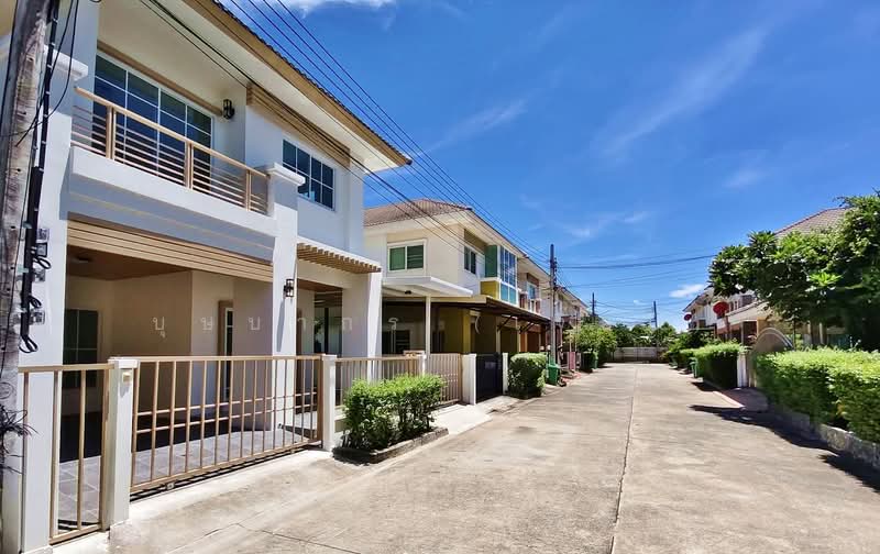 Villa Kunalai 1 Bangbuathong, Nonthaburi, Soi Wat Lat Pla Duk, Bang Rak Pattana, Bang Bua Thong, Nonthaburi, 3 Bedrooms, 150 sqm, Single Detached House For Sale, by บุษบากร (เจี๊ยบ), 500341800 - DDproperty.com