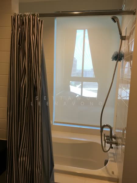 IDEO Mix Sukhumvit 103, Bangkok, Soi Udom Suk 3, Sukhumvit Road, Bang Na, Bangkok, 1 Bedroom, 30 sqm, Condo For Sale, by Settawut Leenavong, 500341906 - DDproperty.com