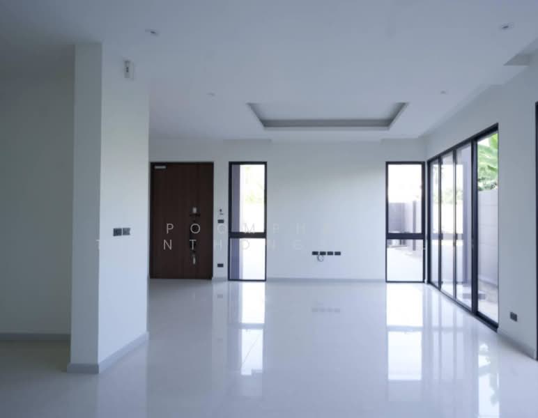 Feel Town Lat Phrao 101, Bangkok, ลาดพร้าว, Khlong Chaokhun Sing, Wang Thonglang, Bangkok, 4 Bedrooms, 270 sqm, Single Detached House For Sale, by Poomphat Tienthongsakul, 500341979 - DDproperty.com