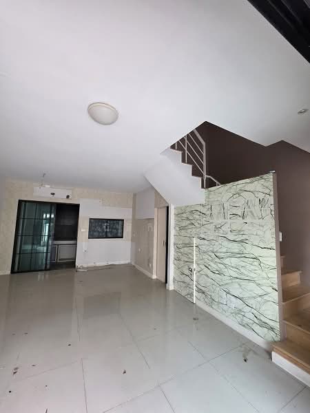 Baan Klang Muang Nawamin 42, Bangkok, Soi Nawamin 42, Nawamin Road, Khlong Kum, Bueng Kum, Bangkok, 3 Bedrooms, 145 sqm, Townhouse For Sale, by นิธิกิตติ์, 500341994 - DDproperty.com