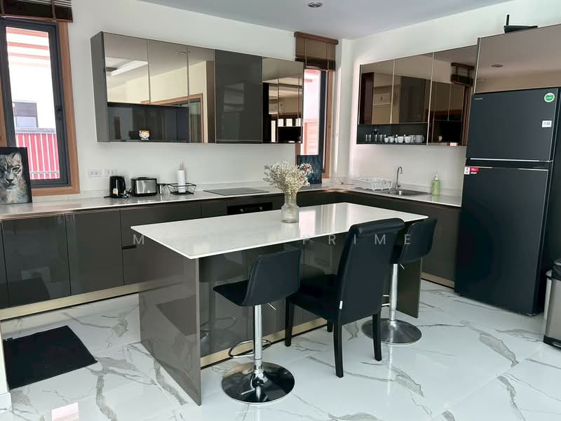Pool Villas in Rawai Area, Phuket, Rawai, Muang Phuket, Phuket, 4 Bedrooms, 301 sqm, Single Detached House For Rent, by MeiMei Prime, 500342023 - DDproperty.com