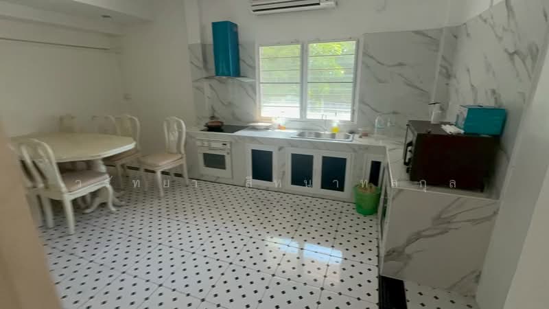 ศรีนขรินทร์, Bangkok, Nong Bon, Prawet, Bangkok, 5 Bedrooms, 400 sqm, Single Detached House For Rent, by วรัทยา สีหนาทสกุล, 500342038 - DDproperty.com