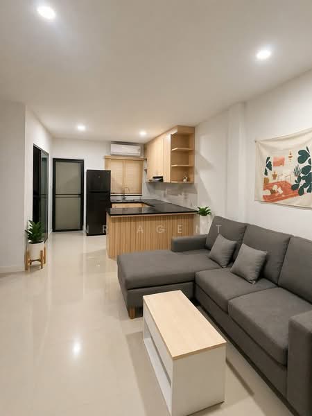 ลุมพินี ทาวน์วิลล์ พหลโยธิน - สะพานใหม่, Bangkok, Khlong Tanon, Sai Mai, Bangkok, 3 Bedrooms, 100 sqm, Townhouse For Sale, by NR AGENT, 500342048 - DDproperty.com