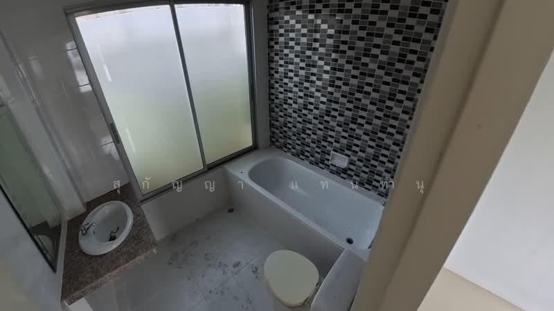 Wisatesuknakorn Phase 2, Samut Sakhon, Phanthai Norasing, Muang Samut Sakhon, Samut Sakhon, 4 Bedrooms, 160 sqm, Single Detached House For Sale, by Sugunya Tantumnu, 500342057 - DDproperty.com