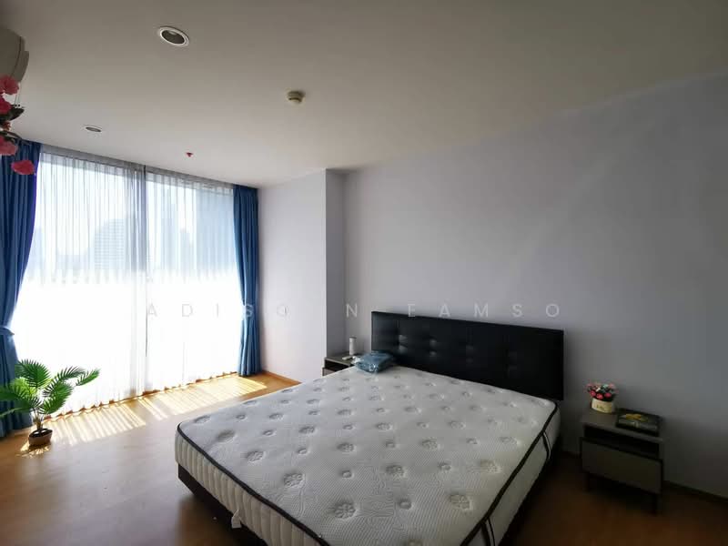 Noble Revo Silom, Bangkok, 88 Soi Surasak Surasak Road, Silom, Bang Rak, Bangkok, 1 Bedroom, 50 sqm, Condo For Sale, by Adisorn Eamso, 500342058 - DDproperty.com