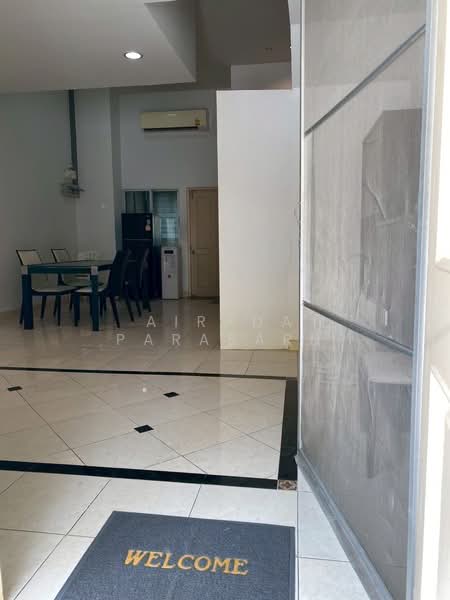 Baan Klang Muang Swiss Town Kaset-Nawamin, Bangkok, Soi Moobaan Klang Mueng, Chorake Bua, Lat Phrao, Bangkok, 3 Bedrooms, 200 sqm, Townhouse For Rent, by Airada Parasarn, 500342112 - DDproperty.com