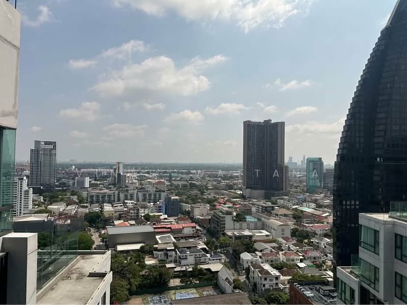 Rhythm Sukhumvit 36-38, Bangkok, 55 Soi Sukhumvit 36, Sukhumvit Road, Phra Kanong, Khlong Toei, Bangkok, 1 Bedroom, 33 sqm, Condo For Rent, by Vinai Wattana, 500342133 - DDproperty.com