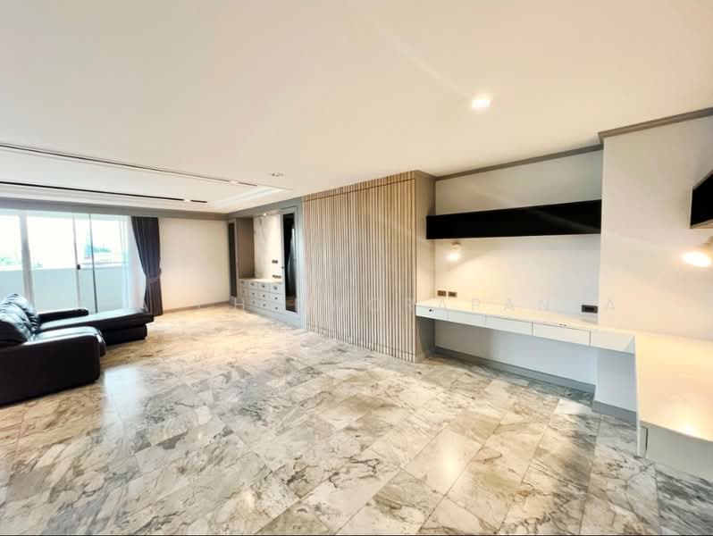 D.S. Tower 1 Sukhumvit 33, Bangkok, Soi Phrom Chit, Khlong Tan Nua, Watthana, Bangkok, 3 Bedrooms, 205 sqm, Condo For Sale, by Kla Chinworapanya, 500342163 - DDproperty.com