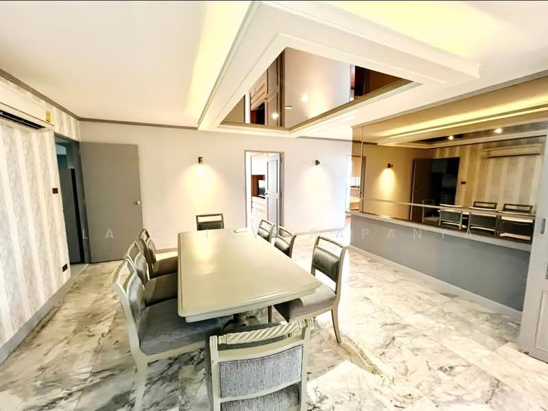 D.S. Tower 1 Sukhumvit 33, Bangkok, Soi Phrom Chit, Khlong Tan Nua, Watthana, Bangkok, 3 Bedrooms, 205 sqm, Condo For Sale, by Kla Chinworapanya, 500342163 - DDproperty.com