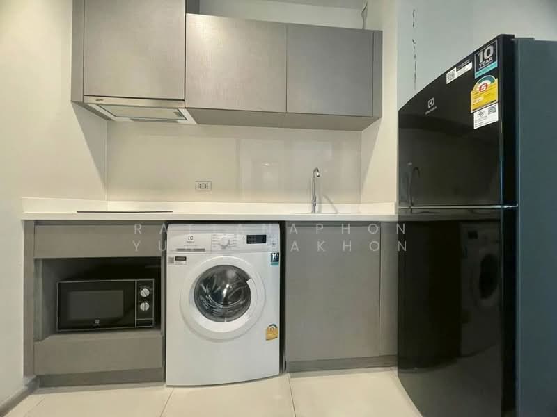Life Asoke Hype, Bangkok, 339 Chaturathit Rd, Makkasan, Ratchathewi, Bangkok, 1 Bedroom, 35 sqm, Condo For Rent, by Thachaya Buanong, 500342171 - DDproperty.com
