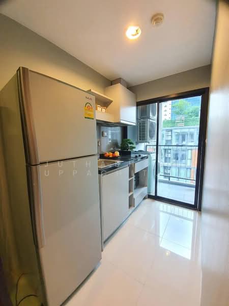 Zenith Place Sukhumvit 42, Bangkok, Sukhumvit Road, Phra Kanong, Khlong Toei, Bangkok, 1 Bedroom, 35 sqm, Condo For Rent, by Juthabhorn Uppachit (Amy), 500342182 - DDproperty.com